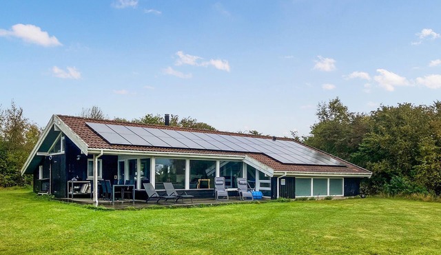 Pet friendly home in Sydals with sauna