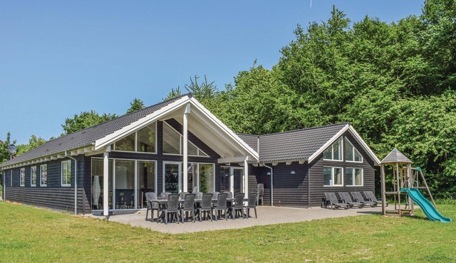 Pet friendly home in Tranekær with sauna