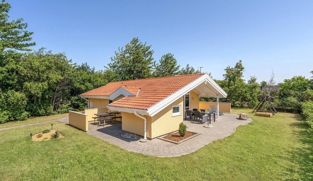 Pet friendly home in Tarm with sauna