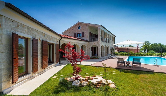 Pet friendly home in Tinjan