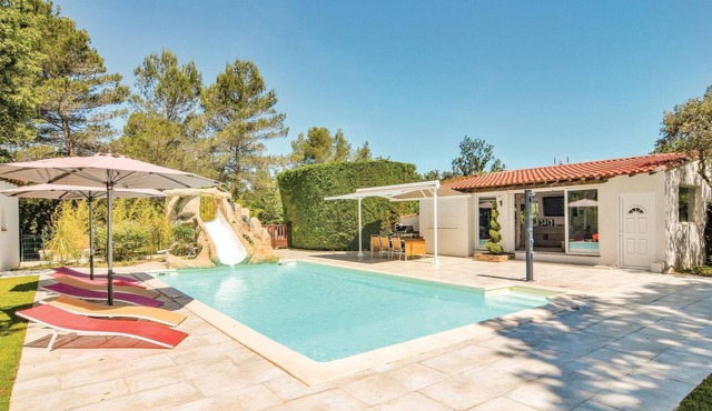 Pet friendly home in Trets