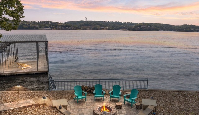 Pet-Friendly Home In The Main Channel w/Breathtaking Sunsets & Lake Views