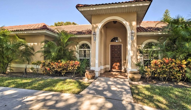 Pet-Friendly Home in Vero Beach, 1 Mi to Beach!