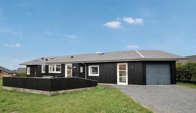 Pet friendly home in Vinderup with WiFi