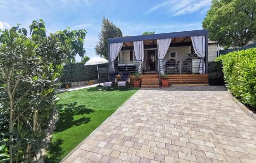 Pet Friendly Home In Vantacici With Wifi