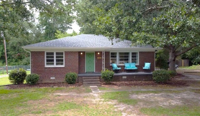 Pet-Friendly Home Near Shops w/Huge Yard & Parking