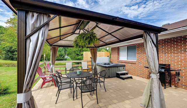 Pet Friendly Home w/Hot Tub, Patio & Game Room!