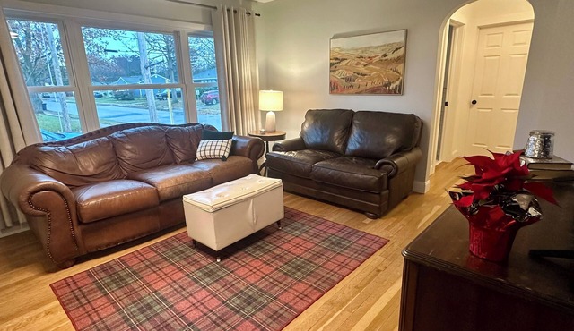 Pet Friendly Home With Fenced in Yard and Garage