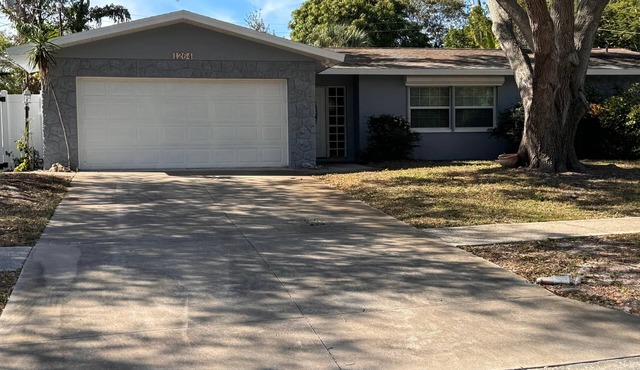 Pet Friendly home with hot tub and access to Taylor Park