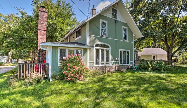 Pet-Friendly Home with Views of Lake Delavan!