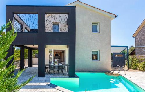 Pet Friendly Home In Sveti Ivan Dobrinjski