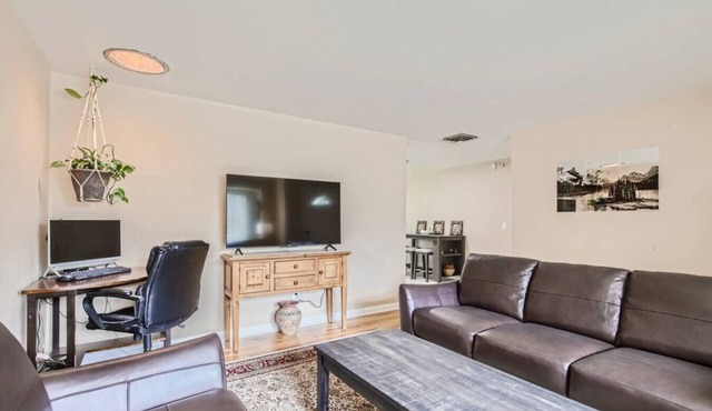 Pet Friendly I 3bd I Red Rocks I Belmar I Denver