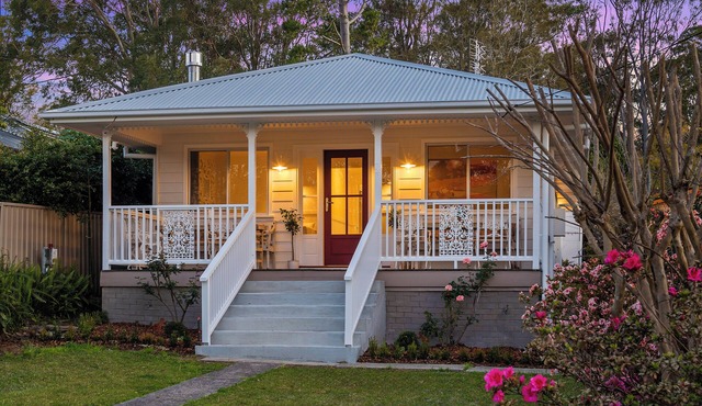 Pet-friendly Jamberoo cottage — 5 mins to Action Park, 10 mins to Kiama