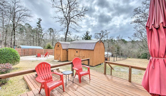 Pet-Friendly Jefferson Retreat < 1 Mi to Lake!