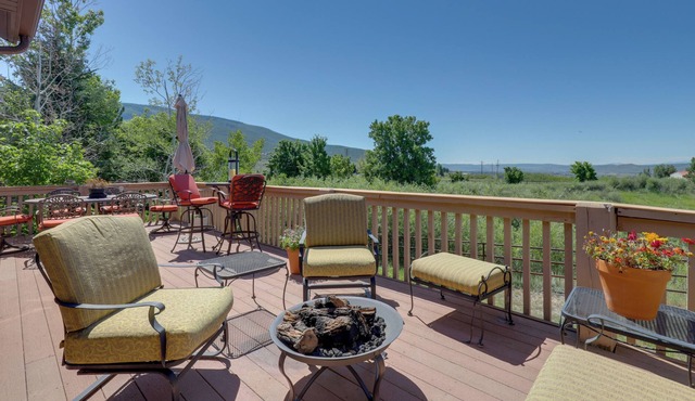 Pet-Friendly Kamas Home w/ Stunning Mountain Views