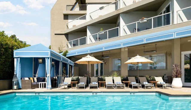 Pet Friendly King Room 10 Min Walk from Venice Beach!