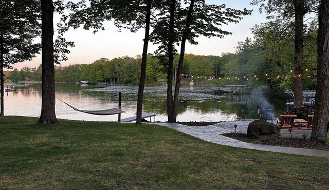 Pet-Friendly Lakeside Cabin near Birchwood, WI