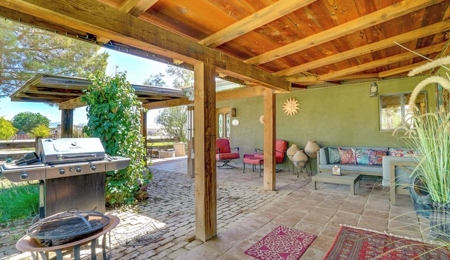 Pet-Friendly Las Cruces Home w/Private Pool