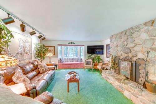 Pet-Friendly Lebanon Vacation Rental on 6 Acres!