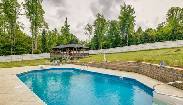 Pet-Friendly Louisa Vacation Rental w/ Pool!