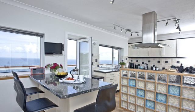 pet-friendly luxury house with stunning sea views, garden near beach and village