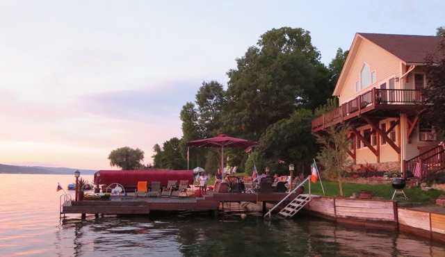 Pet Friendly Luxury Timberframe on Sunny East Side. Remarkable Sunsets