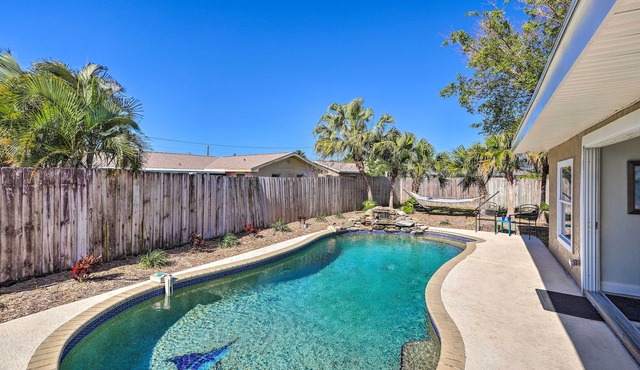 Pet-Friendly Merritt Island Home w/Heated Pool