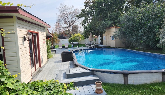 Pet friendly MIL Suite, Caldwell ID. Private hot tub/pool in beautiful backyard