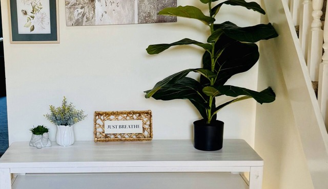 Pet Friendly/Minutes from Fort Novosel w/Pool Access