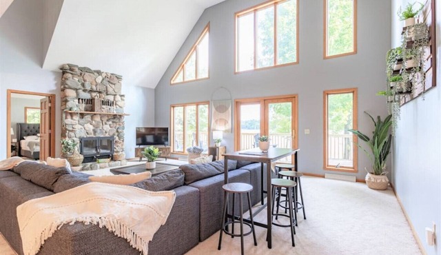 Pet-Friendly Mosinee Retreat w/Private Dock!