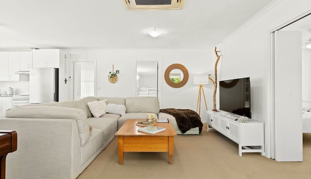 Pet Friendly Myamba Paradise