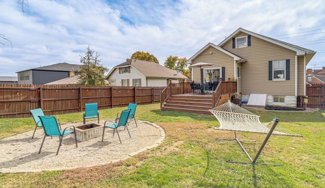 Pet-Friendly Oakley Gem w/Large Backyard!