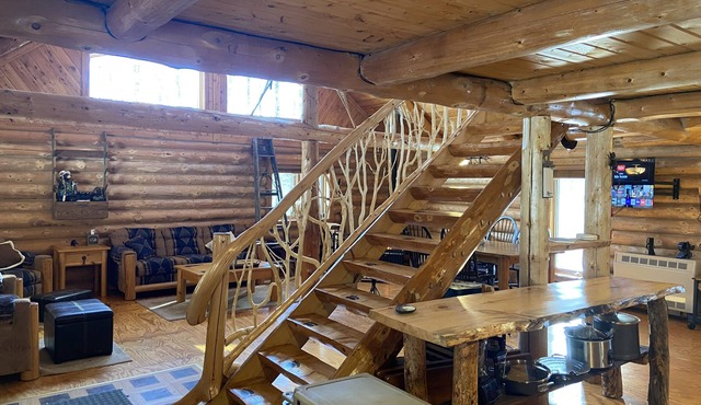 PET FRIENDLY! Off-grid Log Cabin 60 acre Estate w Private Lake & Endless Trails!