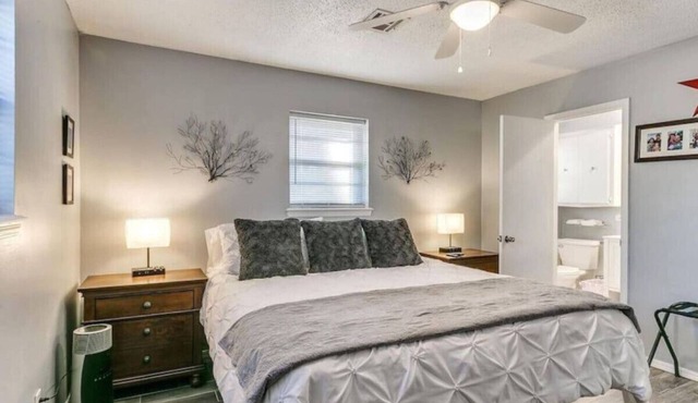 Pet-friendly OKC Getaway in a Quiet Neighborhood