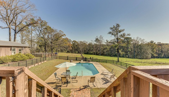 Pet-Friendly Opp Vacation Rental w/Spacious Deck!