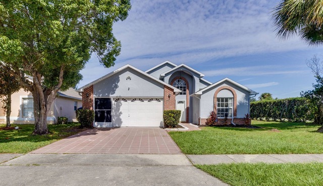 Pet-Friendly Orlando Home: 11 Mi to Disney World!