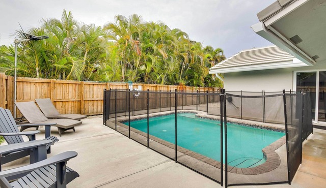 Pet-friendly Paradise w/Pool ~ 6 Mi to Beach!