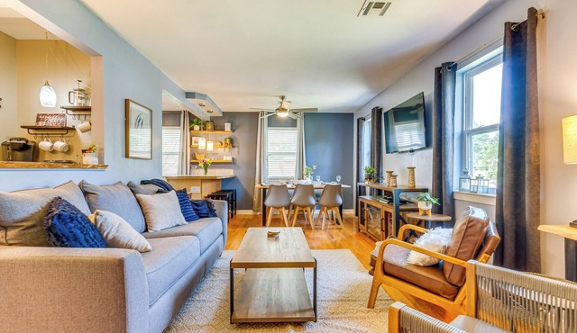 Pet-friendly Pensacola Home w/Sunny Backyard!