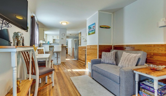 Pet-friendly Pensacola Home w/Patio & Yard!