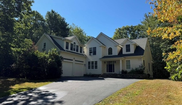 Pet Friendly! Perfectly Located in Kennebunkport!