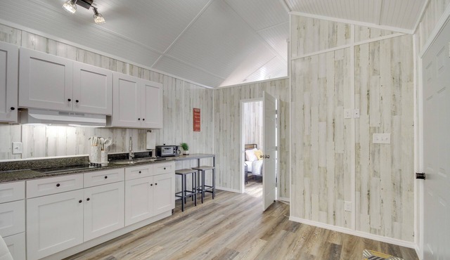 Pet-friendly Picayune Tiny Home Near Space Center!