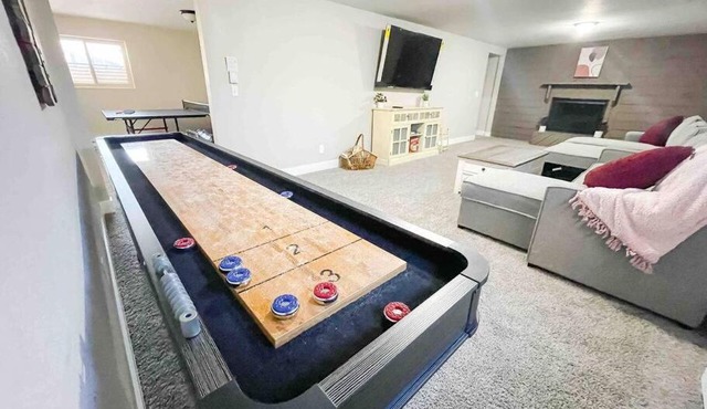 PET FRIENDLY/PING PONG/GAME ROOM!FAMILY GATHERING