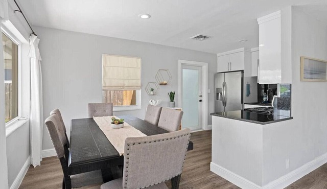 Pet Friendly Pool Home - Close to Intracoastal