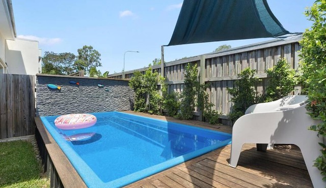 Pet Friendly, Pool and More in Maroochydore