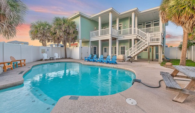 Pet friendly, Private pool, EV charger