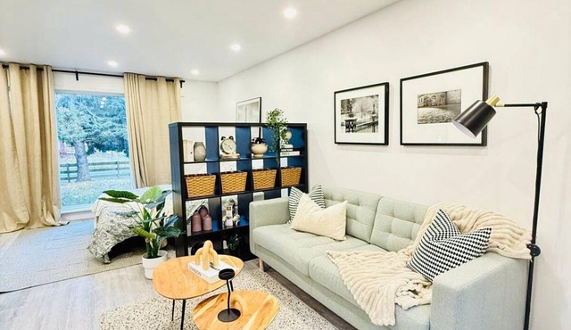 Pet friendly private backyard Garden studio