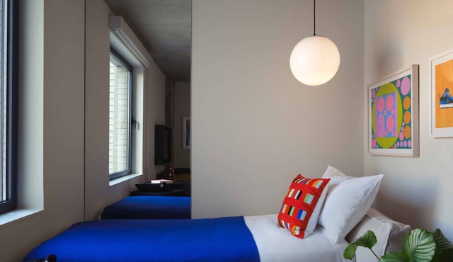 Pet-friendly Property, Queen Room at Penny Williamsburg