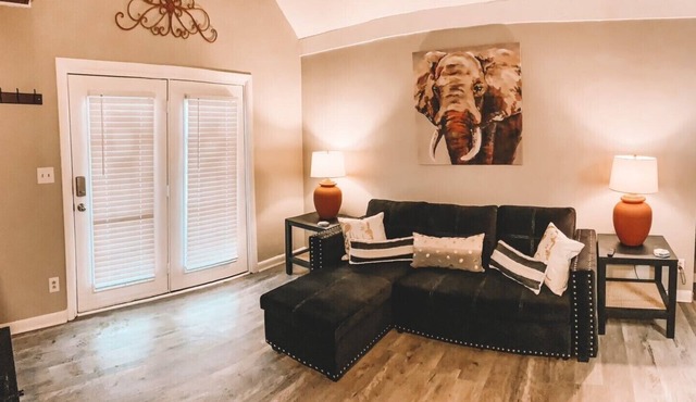 Pet Friendly 🐾, Quiet & Cozy Close to JCMC-ETSU Newtons Nest 2!