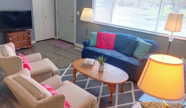 Pet-Friendly Retreat with Fenced Backyard