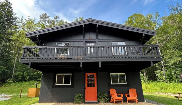 Pet-friendly retreat in the Vermont woods near Ludlow